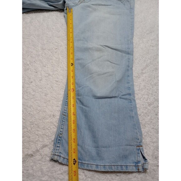 Lucky Brand by Gene Montesano Women's 10/30 Crop Blue Light Denim Jeans - Picture 4 of 15